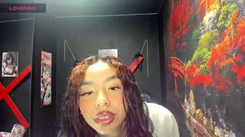 tracy_ks online show from 12/22/25, 07:00