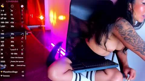 tracy online show from 02/19/25, 08:12