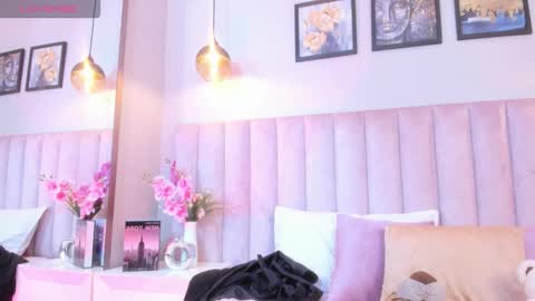 Snapshot of tracy_lee_ chatting on 02/17/26, 08:26 Tracy online show from 02/17/26, 08:26