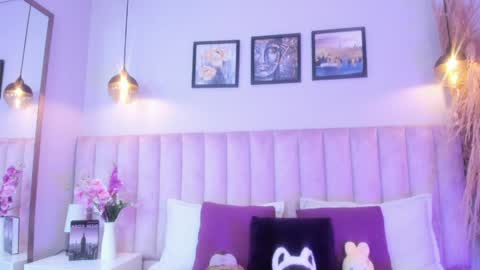 Tracy  online show from 04/01/26, 08:39