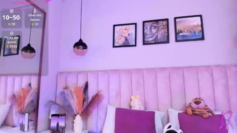 Tracy  online show from 05/07/26, 08:36