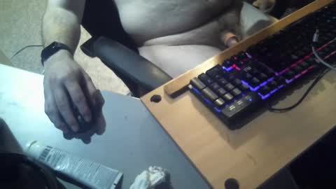 Snapshot of tran54 chatting on 03/04/26, 02:06 tran54 online show from 03/04/26, 02:06