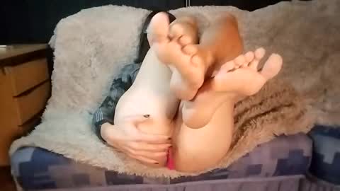 Snapshot of tranny_sarah chatting on 12/07/24, 03:08 Sarah R. Lenor online show from 12/07/24, 03:08