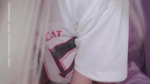 aubrey 3 online show from 09/25/25, 07:39