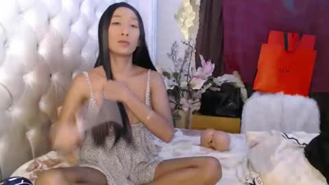 transbanana484322 online show from 10/19/25, 02:07