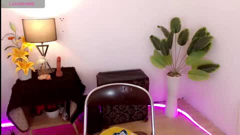 Selena the real cummer online show from 12/04/24, 03:04