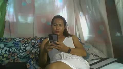 Snapshot of transhottie28 chatting on 02/17/25, 07:15 transhottie28 online show from 02/17/25, 07:15
