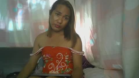 Snapshot of transhottie28 chatting on 02/24/25, 12:30 transhottie28 online show from 02/24/25, 12:30