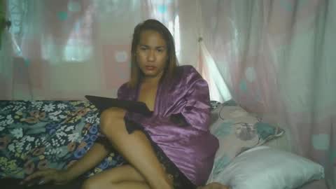 Snapshot of transhottie28 chatting on 02/24/25, 10:47 transhottie28 online show from 02/24/25, 10:47