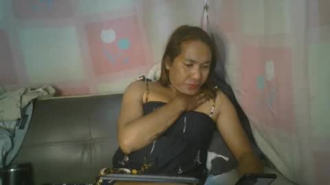 Snapshot of transhottie28 chatting on 02/26/25, 10:04 transhottie28 online show from 02/26/25, 10:04