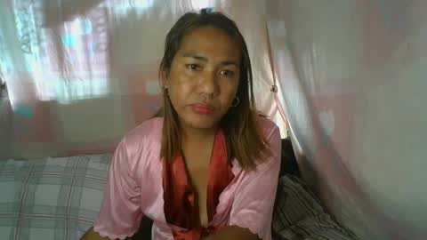 Snapshot of transhottie28 chatting on 03/06/25, 11:42 transhottie28 online show from 03/06/25, 11:42