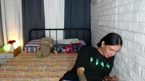 Snapshot of transmedusaxxx chatting on 06/22/26, 03:25 Chloe online show from 06/22/26, 03:25