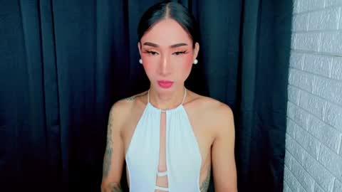 Snapshot of transmedusaxxx chatting on 06/29/26, 03:23 Chloe online show from 06/29/26, 03:23