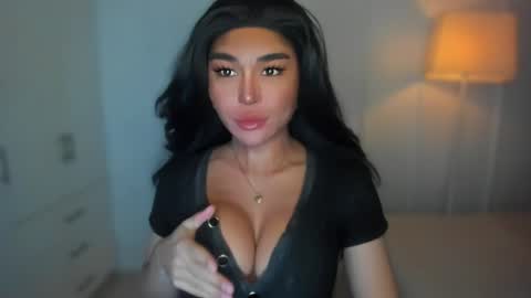 ALMIGHTY GODDESS VALENTINA online show from 01/02/25, 11:27