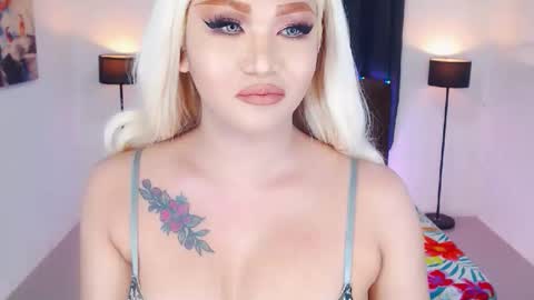 KYLIE BELLA  TS online show from 04/06/26, 08:48