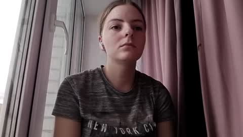 Mari online show from 04/27/26, 01:42