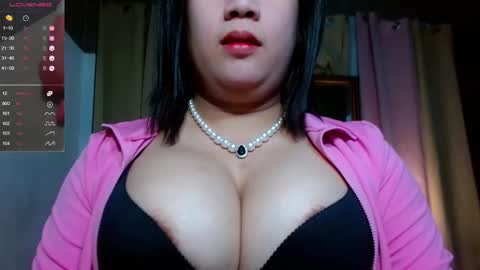 travelergirl online show from 05/10/26, 11:59