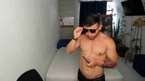 Snapshot of travis_bakerr chatting on 12/15/24, 09:09 travis bakerr online show from 12/15/24, 09:09