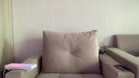 Travis online show from 04/06/26, 09:21