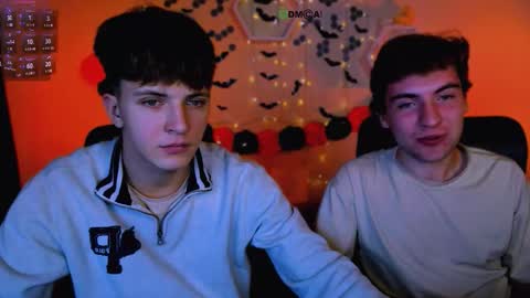 Travis online show from 11/01/25, 07:49