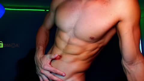 TRAVIS. online show from 12/04/24, 10:30