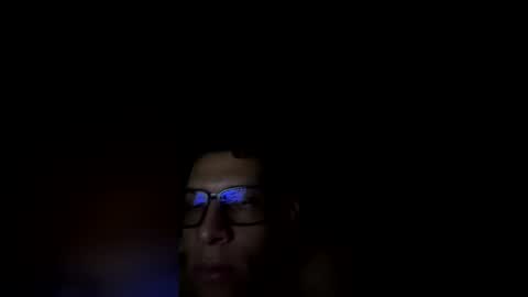 TRAVIS. online show from 04/06/26, 02:20