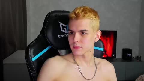 travisrivas online show from 03/07/25, 04:22