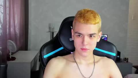 travisrivas online show from 03/08/25, 08:00