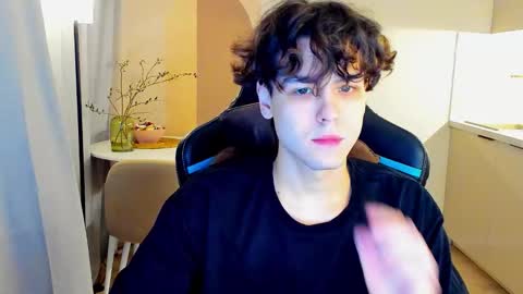 travisrivas online show from 03/16/26, 01:33