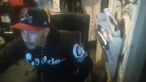 Travis online show from 10/12/25, 10:14