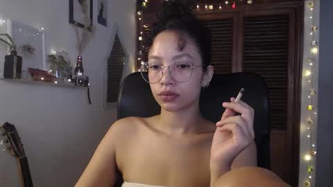 Snapshot of treasuresz chatting on 02/21/25, 04:05 Emily online show from 02/21/25, 04:05