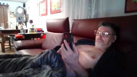 trebgeis1 online show from 02/22/26, 05:30