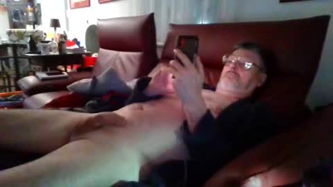 trebgeis1 online show from 02/26/26, 05:17