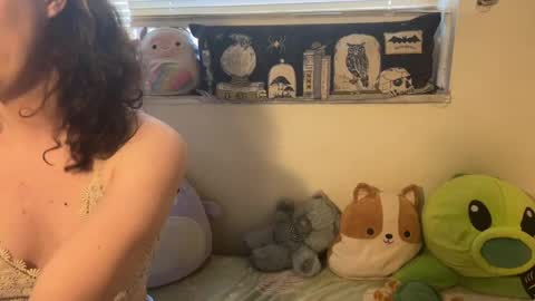 treecups online show from 05/04/26, 03:41