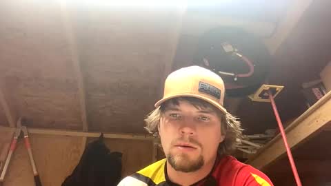 treeman817 online show from 04/23/26, 07:49