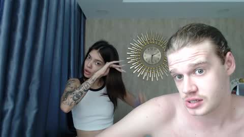 Sarah And Jon online show from 12/21/24, 06:09