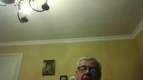 Snapshot of trekbeestje1 chatting on 02/01/26, 05:11 trekbeestje online show from 02/01/26, 05:11