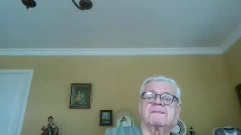 Snapshot of trekbeestje1 chatting on 02/17/26, 09:39 trekbeestje online show from 02/17/26, 09:39