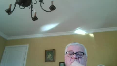 Snapshot of trekbeestje1 chatting on 03/03/26, 08:20 trekbeestje online show from 03/03/26, 08:20