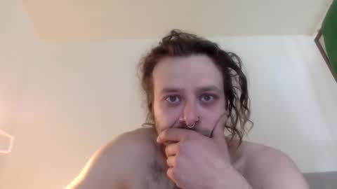 Snapshot of tremdave chatting on 05/25/26, 03:51 tremdave online show from 05/25/26, 03:51