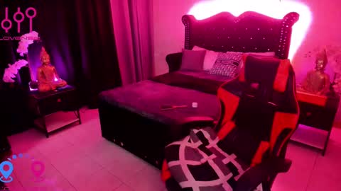 Jade online show from 02/07/25, 05:52