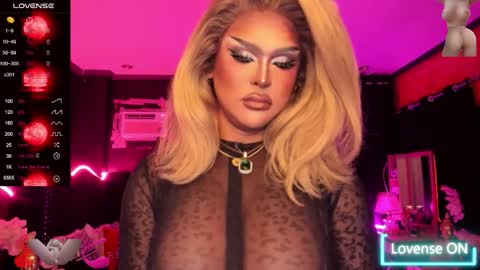 Jade online show from 09/15/25, 12:21