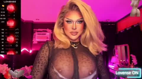 Jade online show from 09/15/25, 12:27