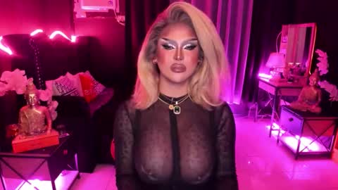 Jade online show from 11/03/25, 01:29