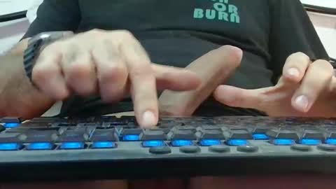 trevido4u online show from 10/22/25, 11:04