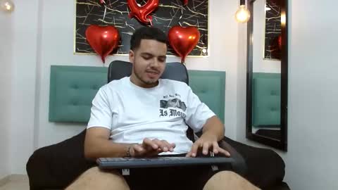 Snapshot of trevor_ash chatting on 02/18/26, 03:35 TREVOR online show from 02/18/26, 03:35