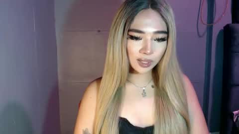 trexie_fucks15 online show from 09/28/25, 10:48