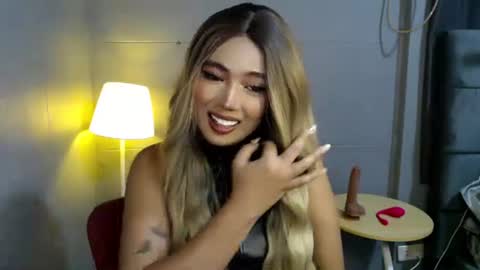 trexie_fucks15 online show from 11/11/25, 03:34