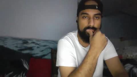 Snapshot of treygillz chatting on 01/02/25, 07:01 TRY GLL online show from 01/02/25, 07:01