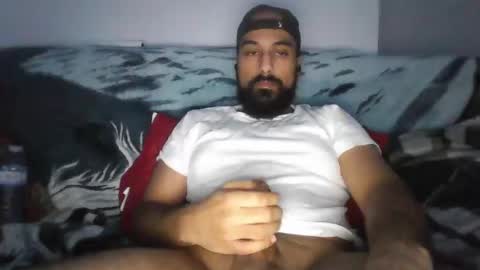 Snapshot of treygillz chatting on 01/08/25, 06:20 TRY GLL online show from 01/08/25, 06:20